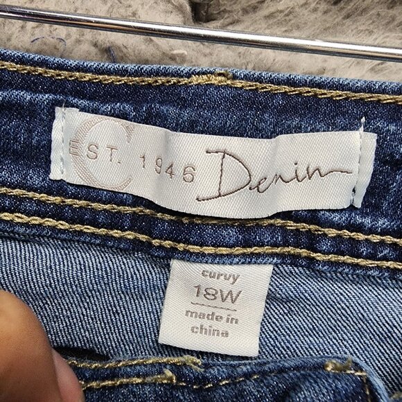 Est. 1946 Jeans Womens 18W Curvy Denim Jeans With Frayed Hem Cropped - Picture 2 of 13